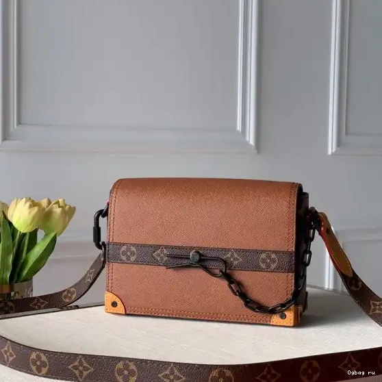 SOFT LOUIS TRUNK VUITTON 0421